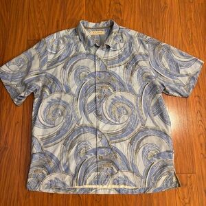 Tommy Bahama Silk Short Sleeve Button Down Shirt Blue Wave Swirl Pattern Mens XL